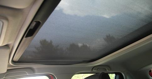 1.5 dci, Toit ouvrant , régulateur de vitesse, climatisation, port Usb,, 4 airbags, 4 vitres électriques, ABS, ESP, Bluetooth, Ecran tactile, GPS, Rétroviseurs électriques, jantes en alliage, Feux Led.