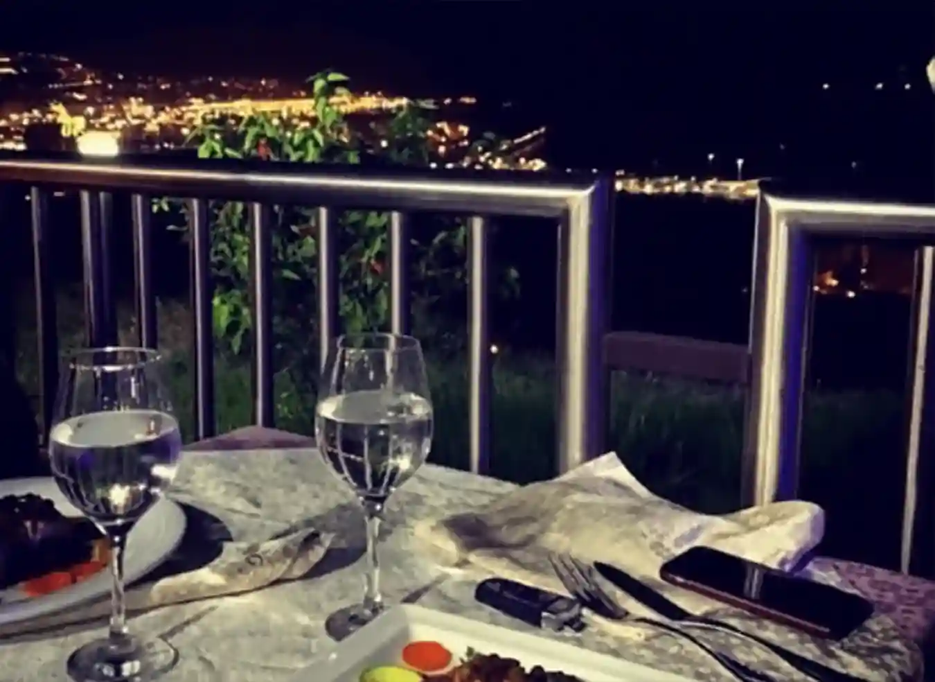 مطعم حديقة البستان