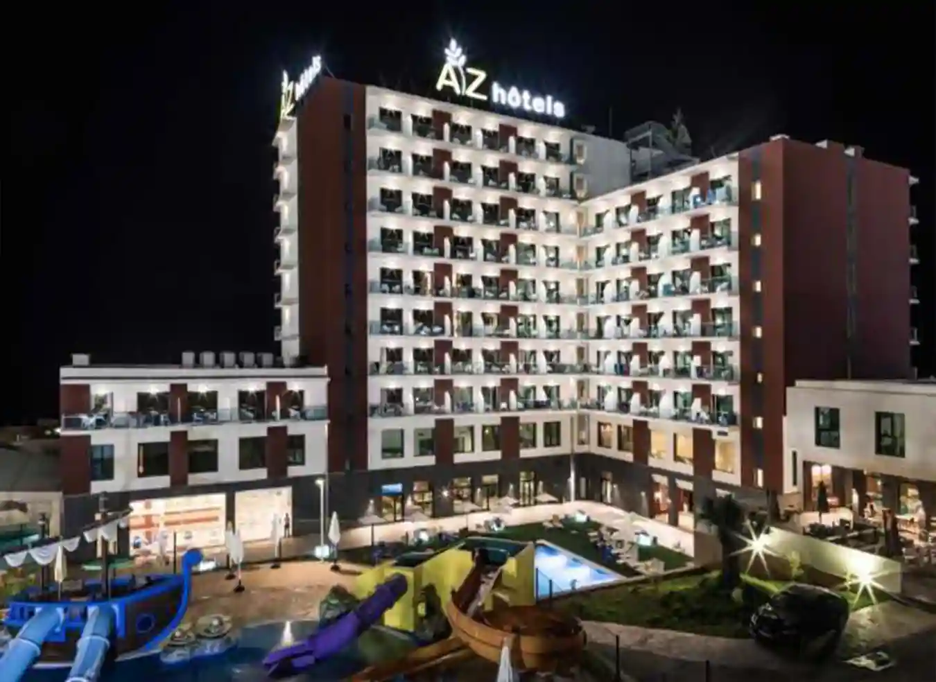 Mostaganem, Hotels & Restaurants