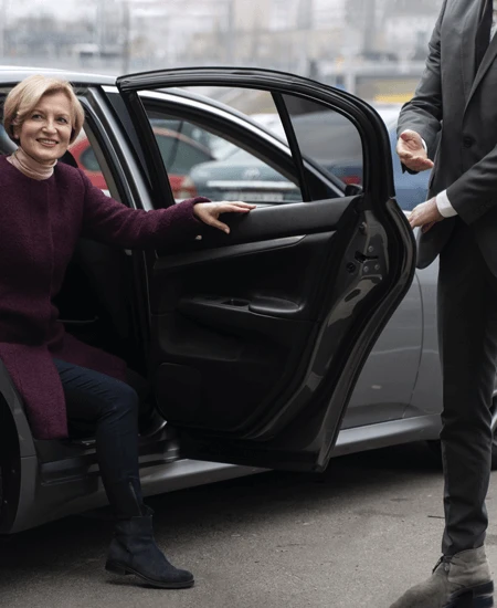 Car rental with driver